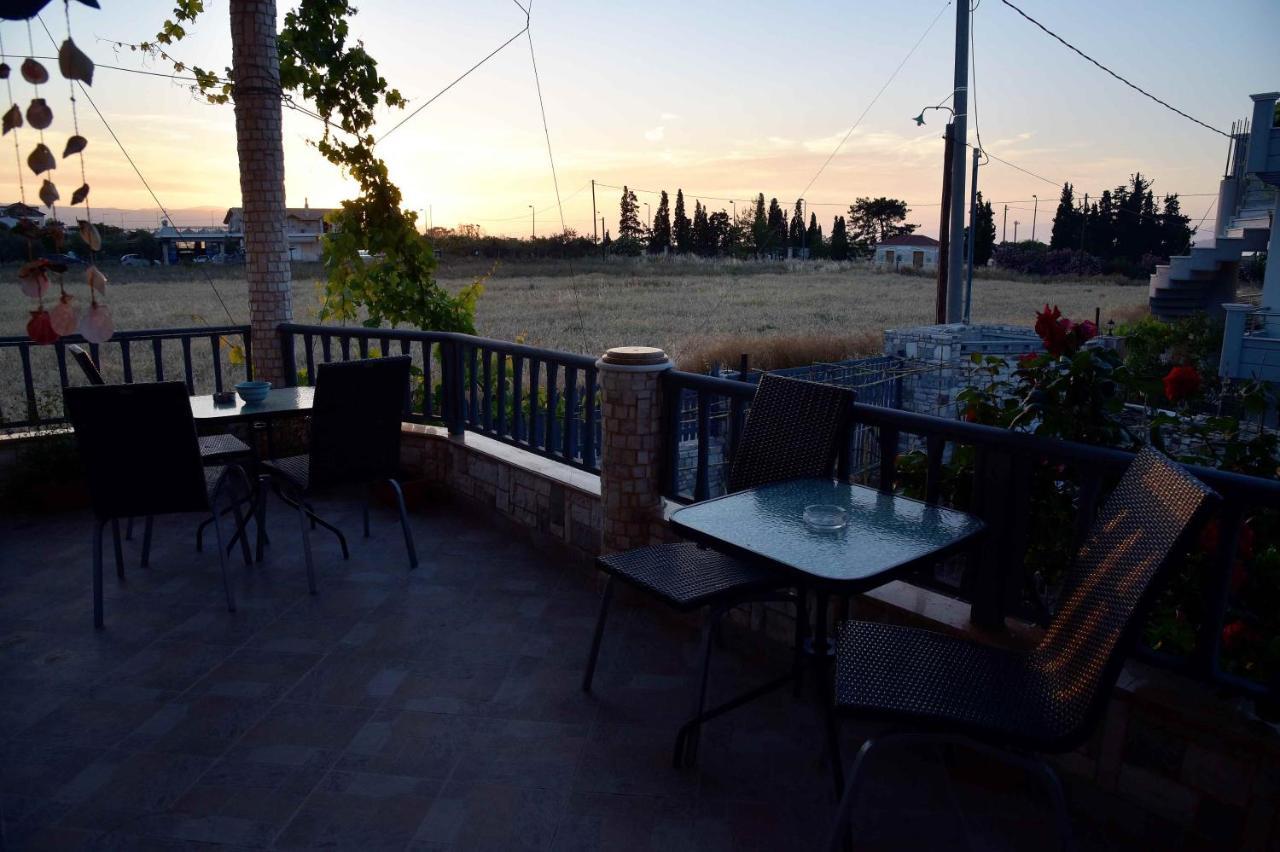 Stone Villa Corinth Buitenkant foto